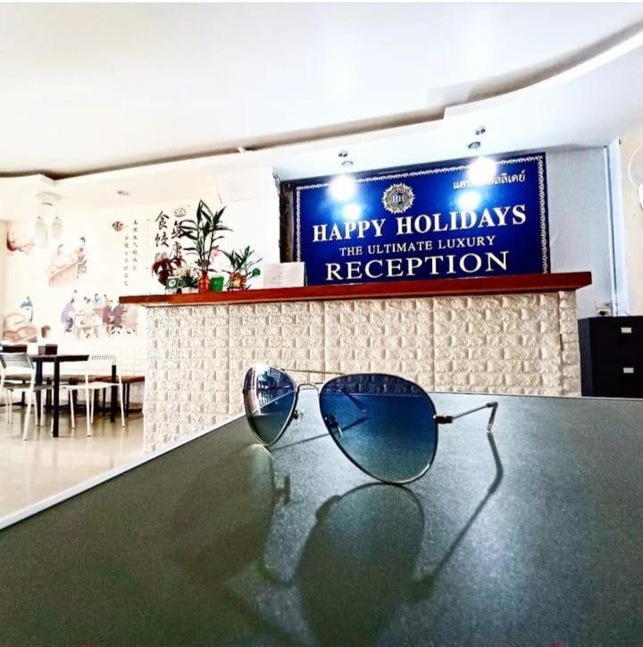 Happy Holidays Hotel Patong Exterior foto